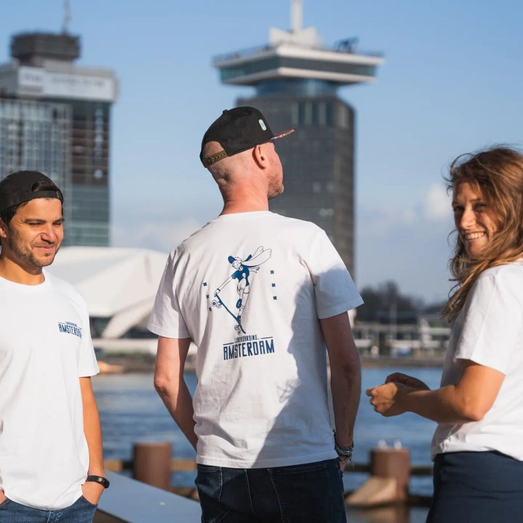 Longboarding Amsterdam T-Shirt_Skater dude_XS__True Supplies